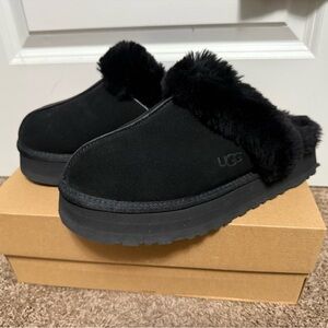 UGG Platform Disquette - Barely Worn!